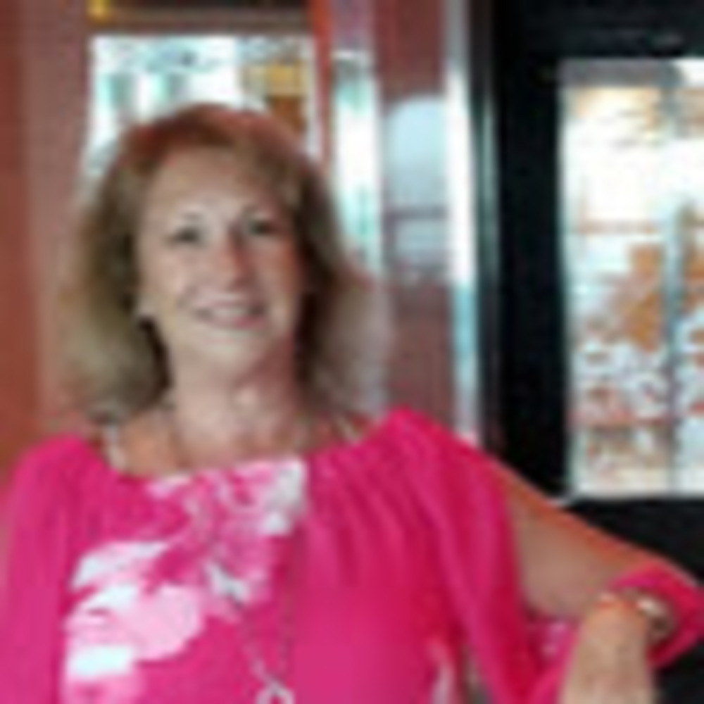 Meet your Posher, Tina